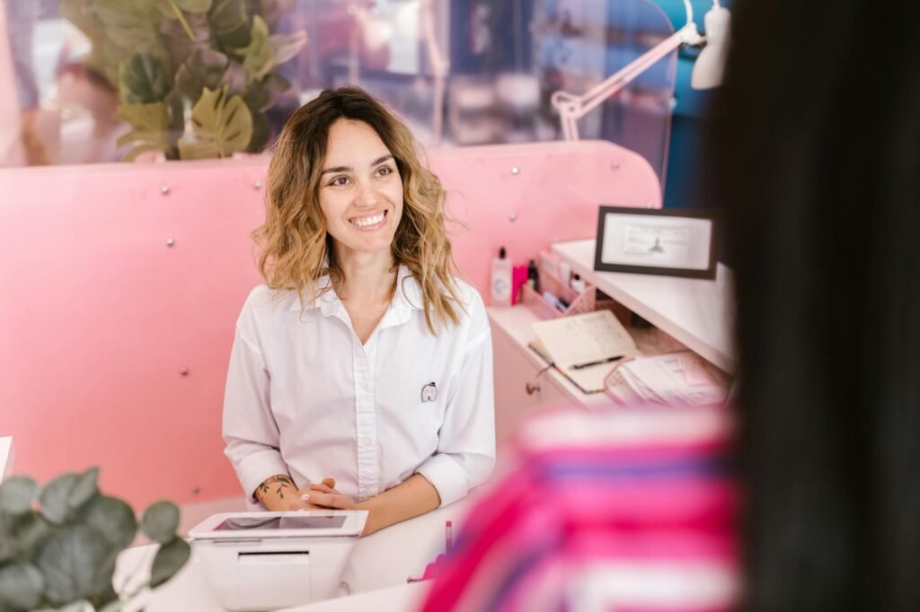 Como Conquistar Seus Primeiros Clientes: O Guia Definitivo para o Sucesso do Seu Negócio — como conseguir os primeiros client