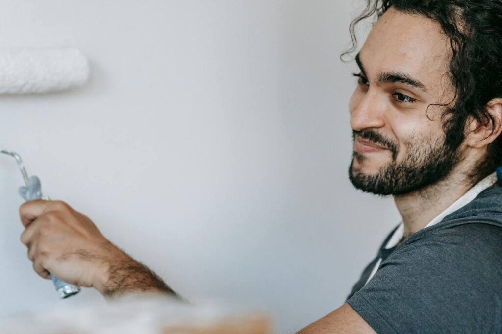 Pintar a Casa Sozinho: Guia Completo com Dicas Profissionais para Economizar e Acertar — dicas para pintar a casa sozinho sem
