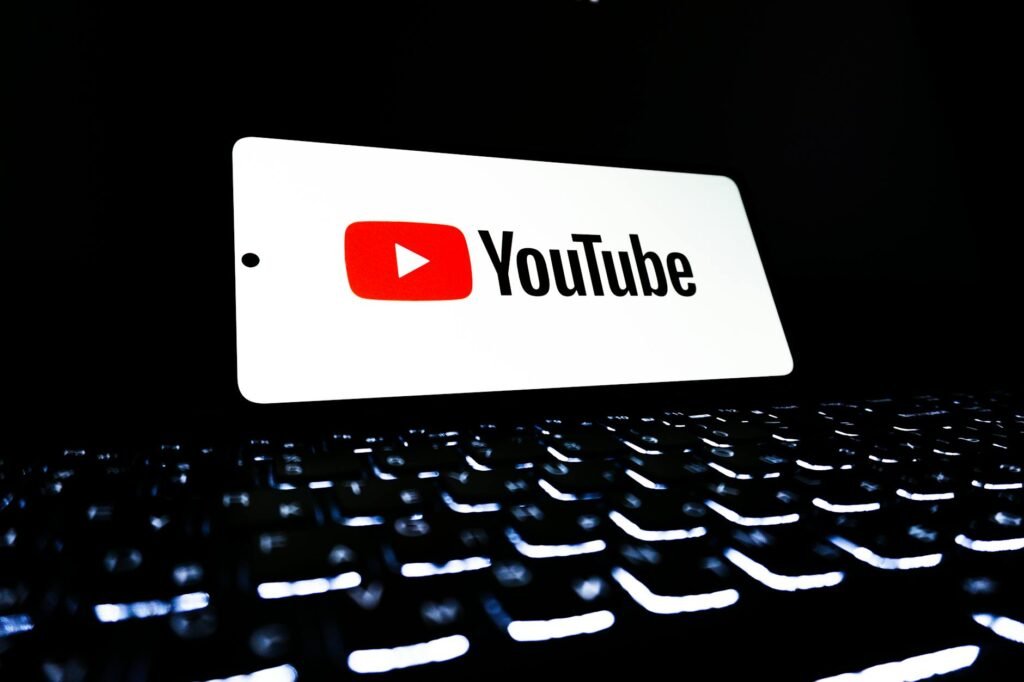 Domine o YouTube: As Melhores Ferramentas Gratuitas de Edição de Vídeo para Criadores de Conteúdo — ferramentas gratuitas de
